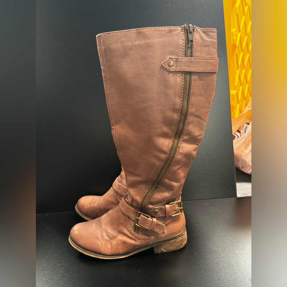 Steve Madden boots